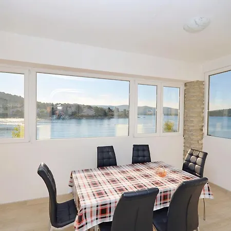 Apartment Nenad *
