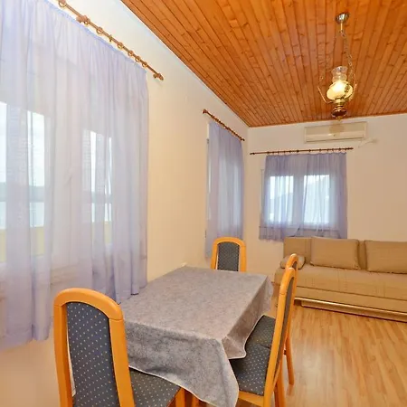 Nenad Apartment Zaboric